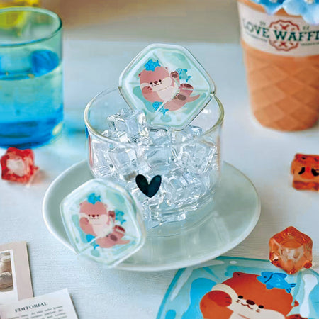 Custom acrylic small ice cubes First Quarter 2025